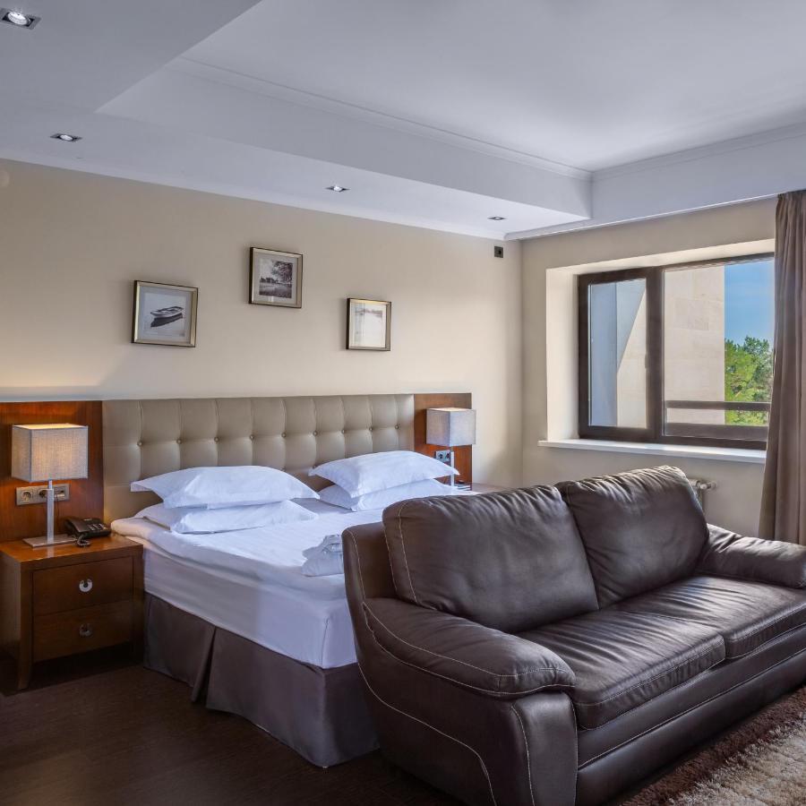 Park House Hotel Barmasino Kültér fotó