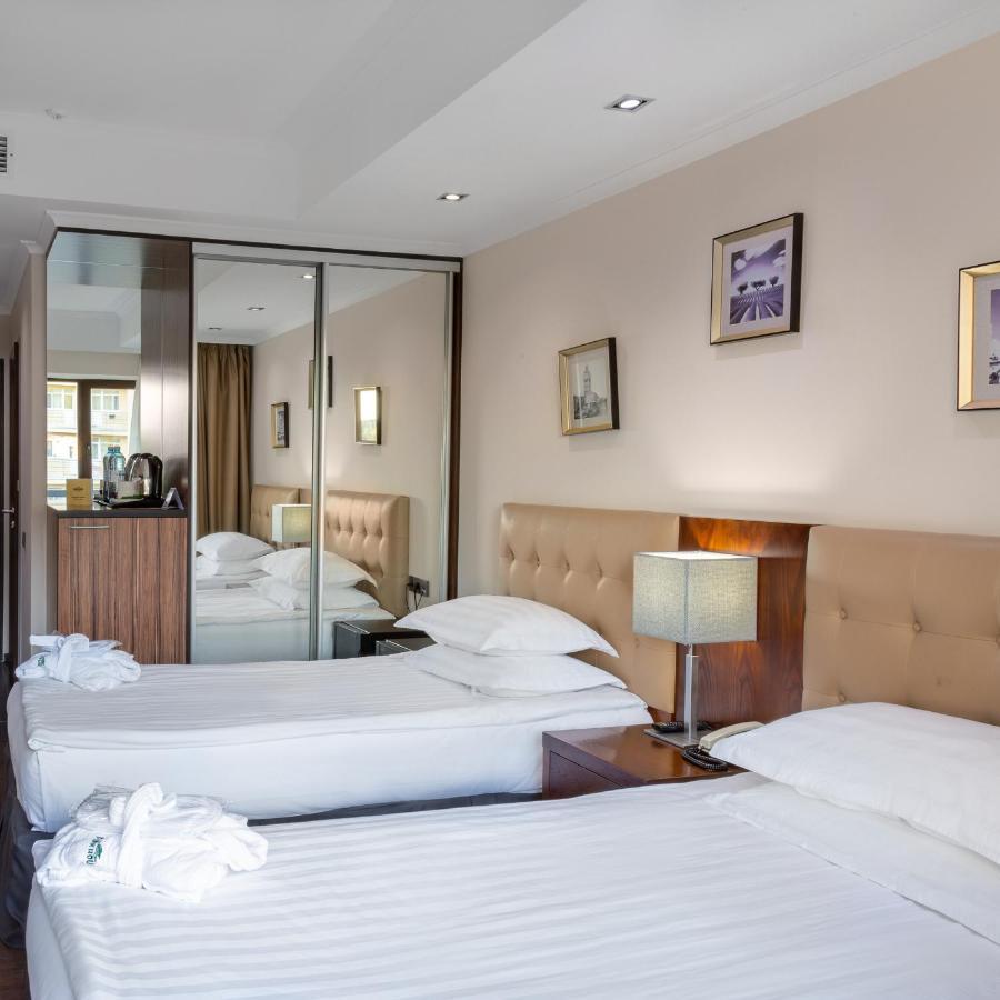 Park House Hotel Barmasino Kültér fotó